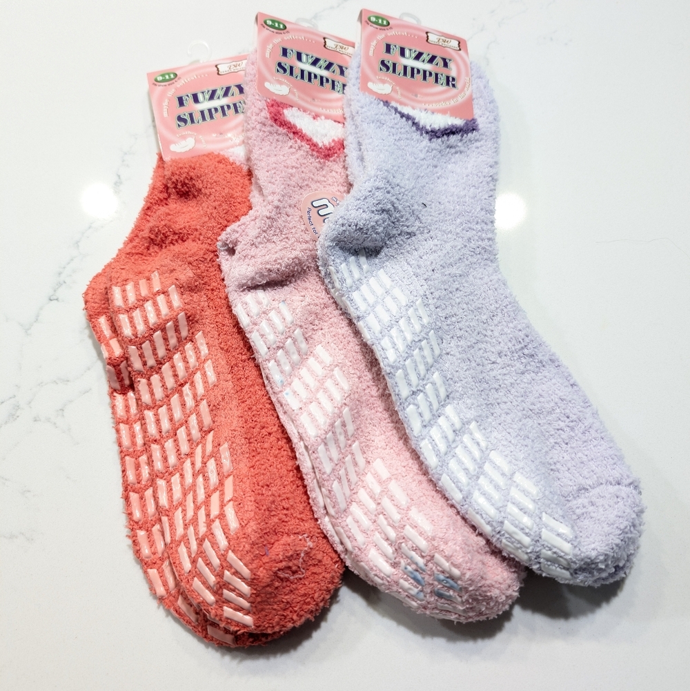 Cozy Fuzzy Slipper Socks Set